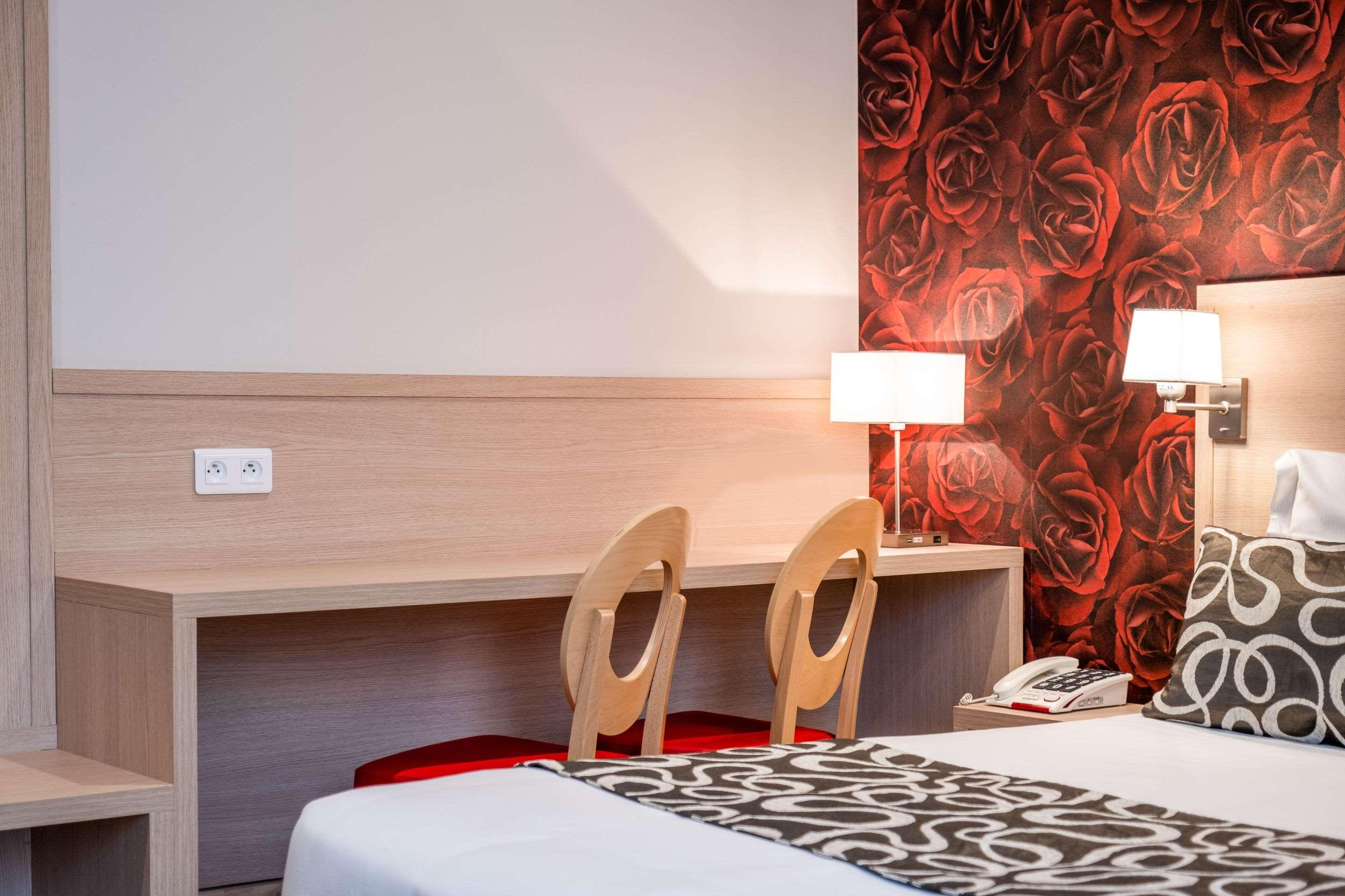 The Originals City, Hotel Regina, Perigueux Exterior photo