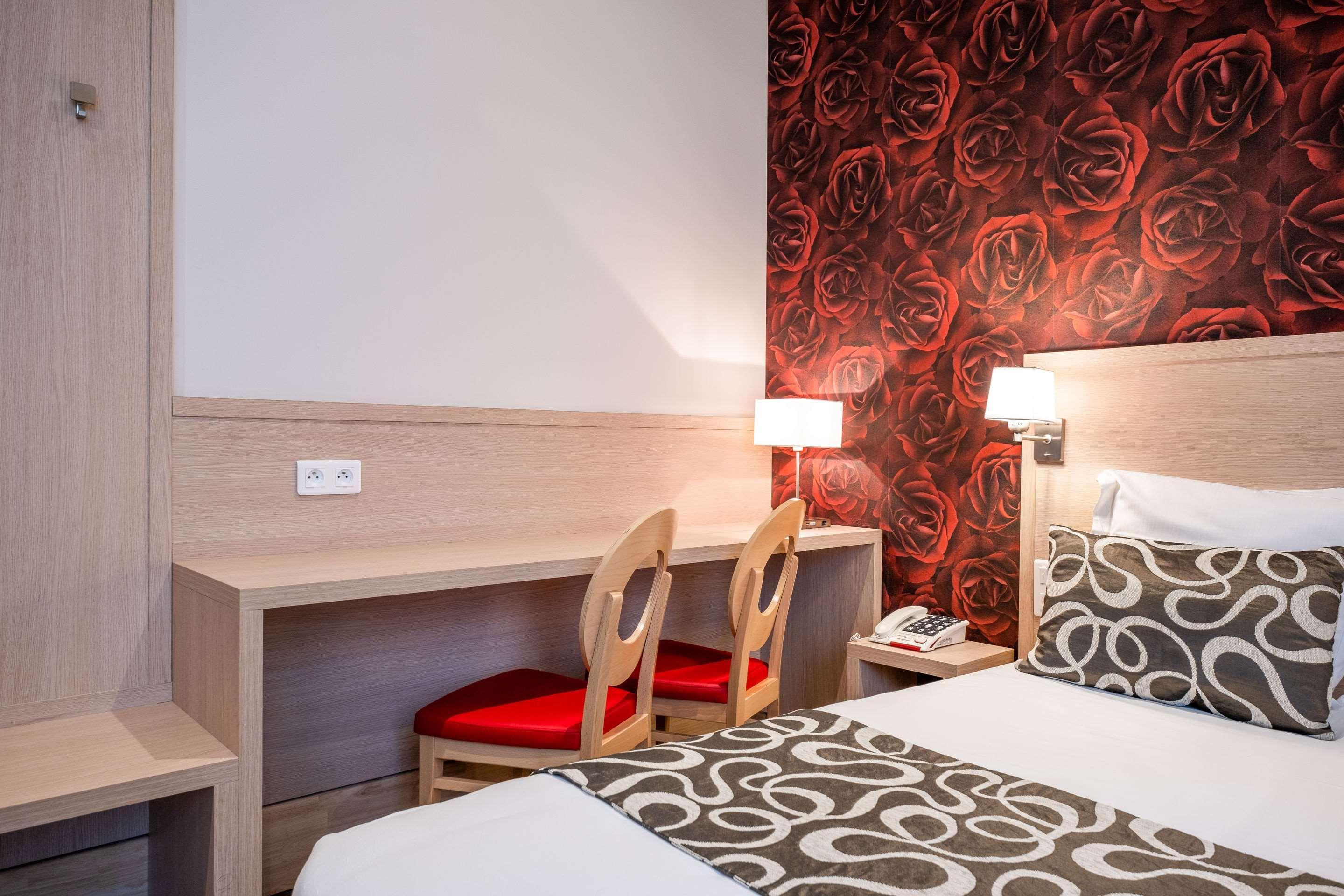 The Originals City, Hotel Regina, Perigueux Exterior photo